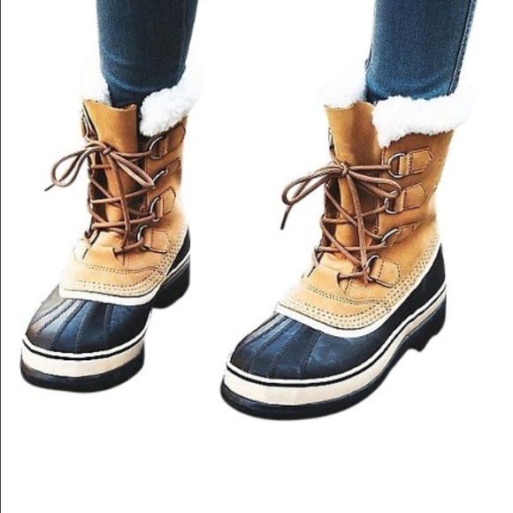 SOLD! GUC Sorel Caribou buff boots Sz 7 - Picture 1 of 4