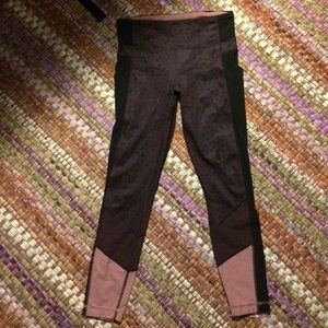 Lululemon tights make an offer