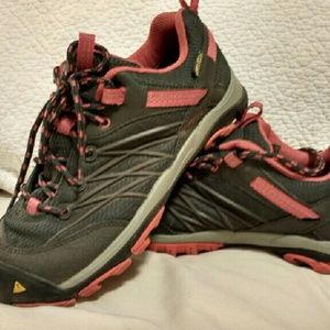 Keen Waterproof Hiking Boots - Like New!