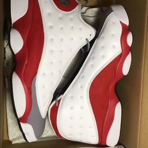 Retro Air Jordan Grey Toe 13s