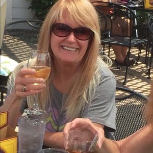 Meet your Posher, Cyndy