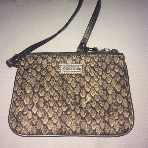 Coach wristlet - Picture 1 of 2
