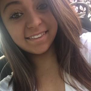 Meet your Posher, Abriana