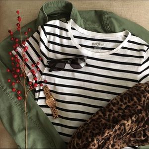 Old Navy Striped Perfect Tee