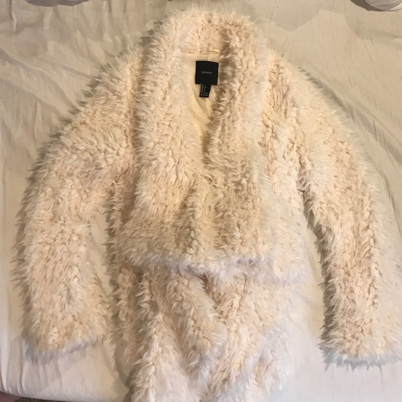 Fuzzy forever 21 coat