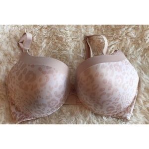 *New* Victoria's Secret Push-Up bra