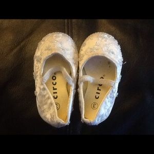 Ivory beaded infant shoes
