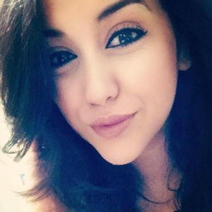 Meet your Posher, Jomyra