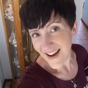 Meet your Posher, Michele