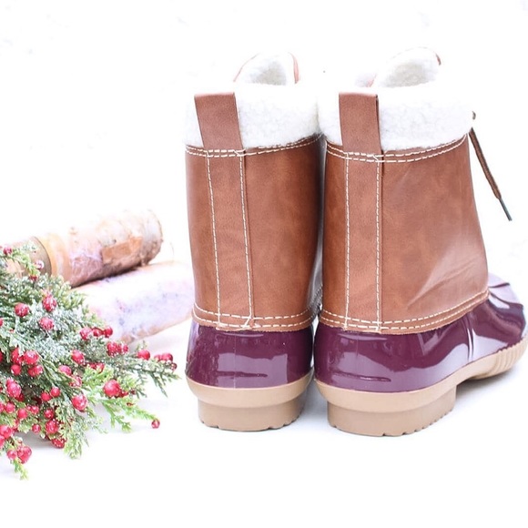 Wine Duck Boots - Picture 4 of 4