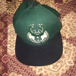 Milwaukee Bucks Mitchell and ness snapback