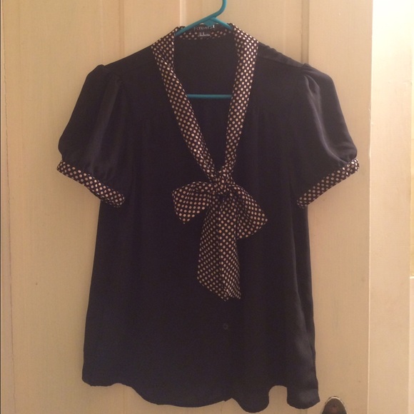 Forever 21 black chiffon top