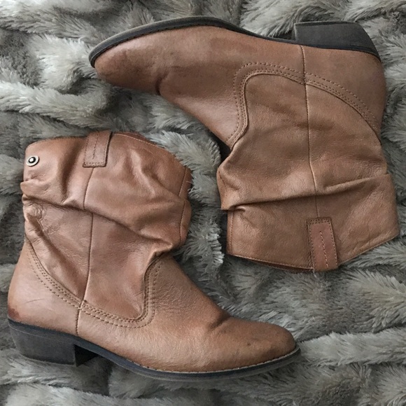 Steve Madden Brown Short Cowboy Boot