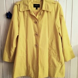 Final Price Drop!! Women's Trench Coat