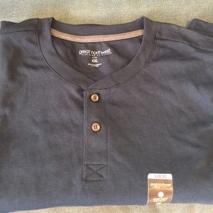 ⭐️Mens shirt sleeve tshirt, size XXL blue