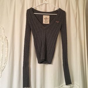 Grey Hollister vintage sweater