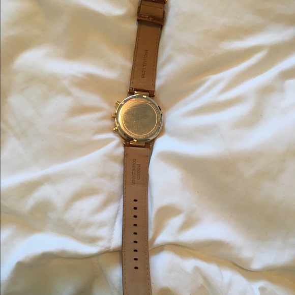 MK watch