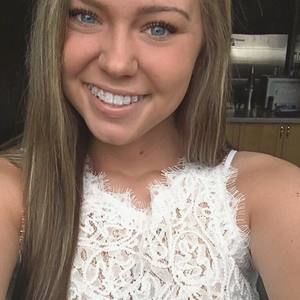 Meet your Posher, Gena