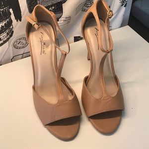 Nude heels 4 inch