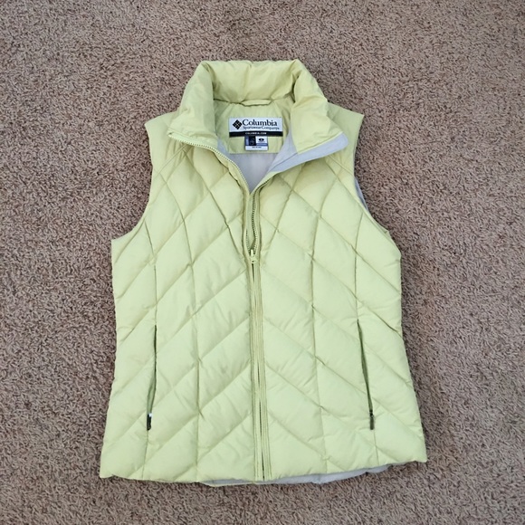 COLUMBIA SKI VEST!!