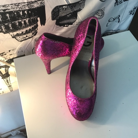 G Guess fushia 80%🌞off
