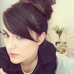 Meet your Posher, Malia