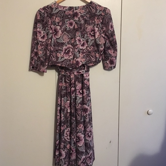 Vintage Floral Dress - Picture 2 of 3