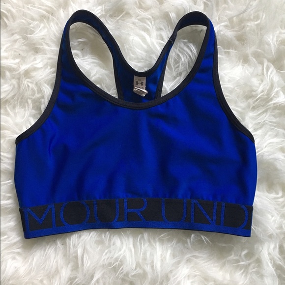 Under armpit sports bra