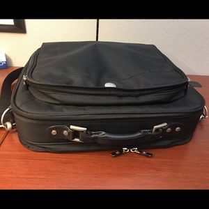 Dell 15 inch laptop bag 💼