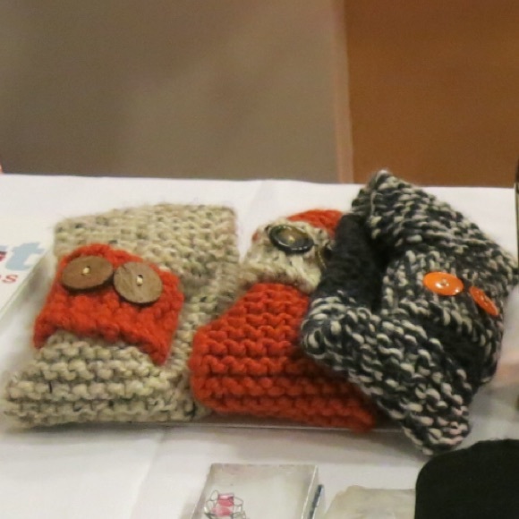 ❄️HANDMADE Headbands❄️ - Picture 2 of 4