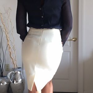 J. Crew Tops - ❤️Vday Sale❤️J. Crew silk button back blouse J. Crew Tops - ❤️Vday Sale❤️J. Crew silk button back blouse