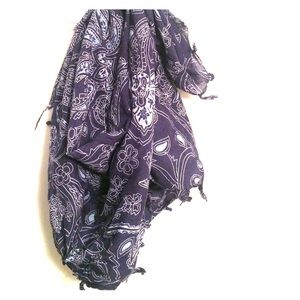 AE Square Scarf