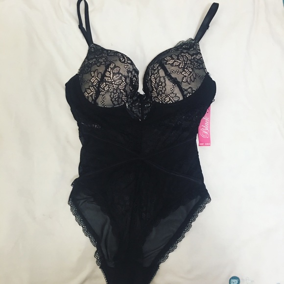 Lace bodysuit