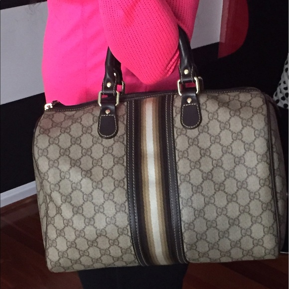 Gucci Boston bag! Great condition....Dust bag - Picture 6 of 7