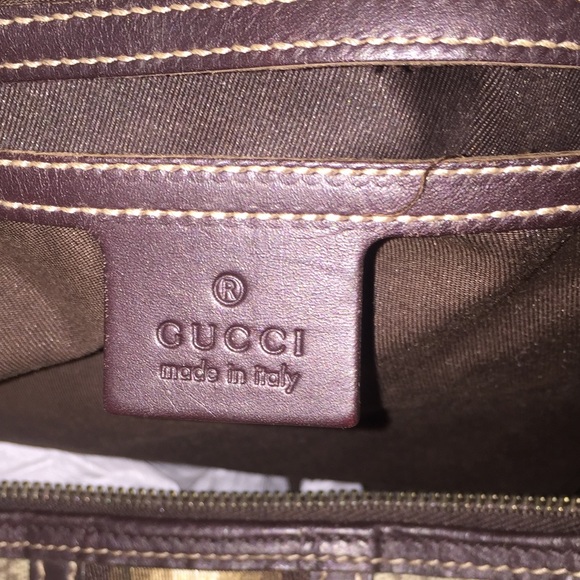 Gucci Boston bag! Great condition....Dust bag - Picture 7 of 7