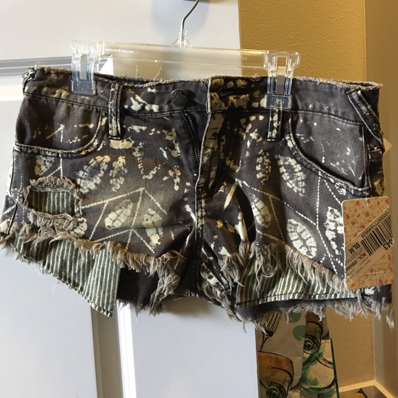 SOLD Free people printed shorts