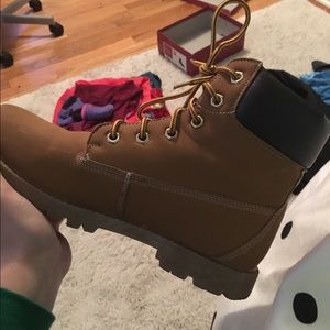Timberland boots size 9.