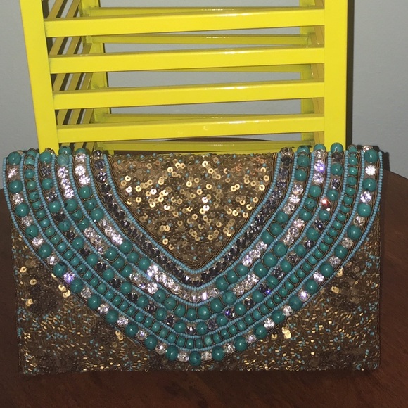 Hand Beaded Clutch w/gold sequin - Picture 1 of 2
