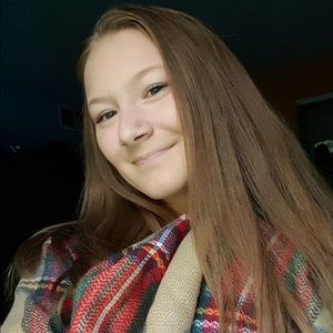 Meet your Posher, Gabby