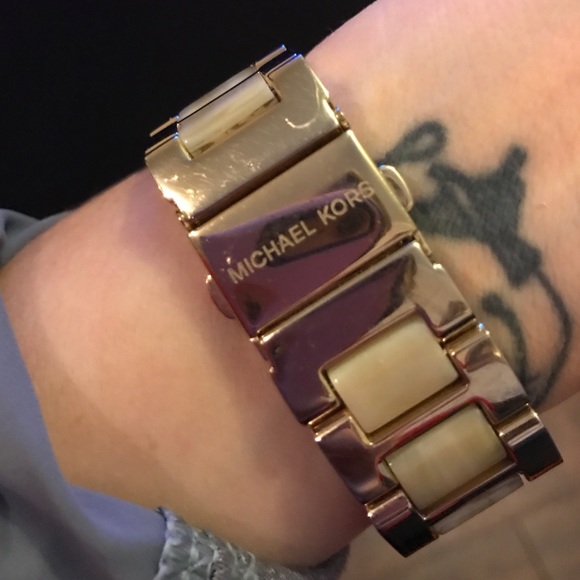 Gold Michael Kors watch main image 2