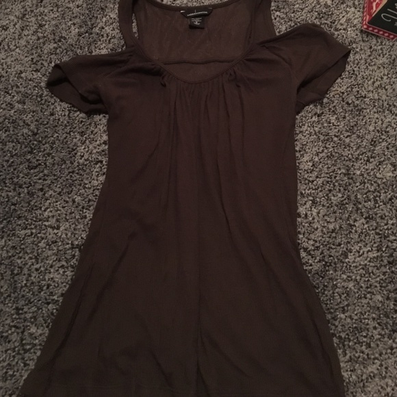 Victoria's Secret Moda International cold shoulder