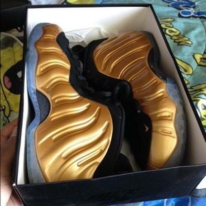 Gold foamposites