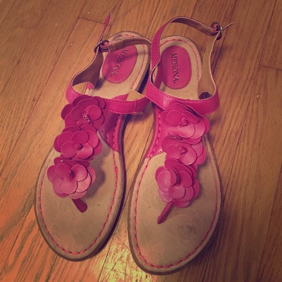 Fuschia flower sandals