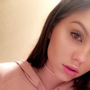 Meet your Posher, Yelena