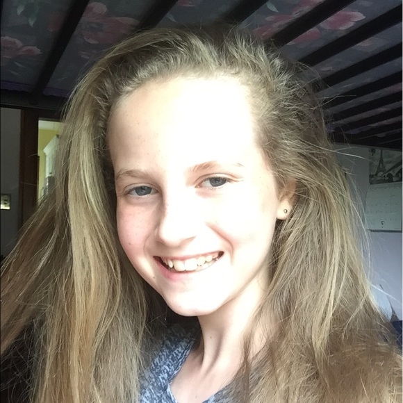 Meet your Posher, Paige - Picture 1 of 1