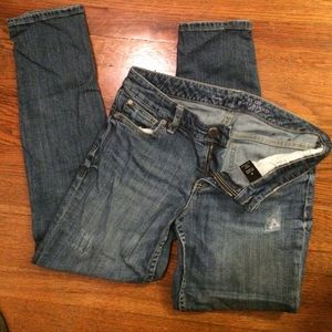 Distressed Boyfriend Jeans