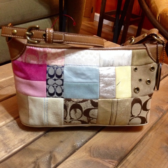 HOST PICK❤️ Coach suede patchwork bag - Picture 3 of 4