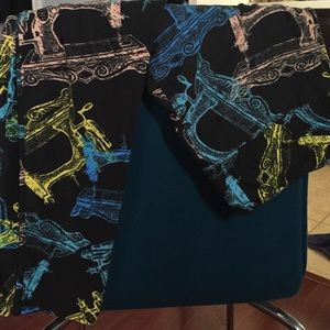 •LULAROE• sewing machine leggings OS