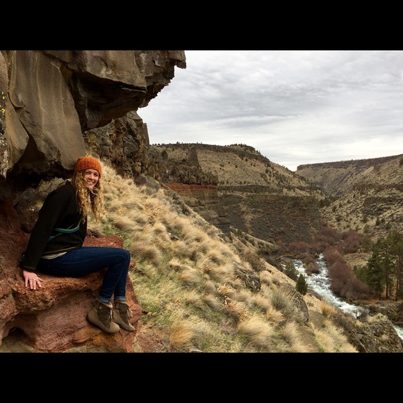 Meet your Posher, Kristen - Picture 1 of 1