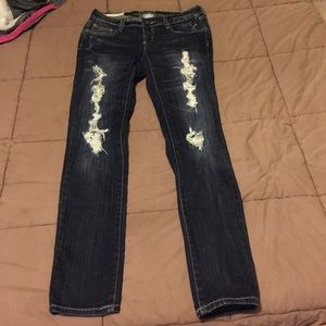 **DECREE tattered skinny jeans**